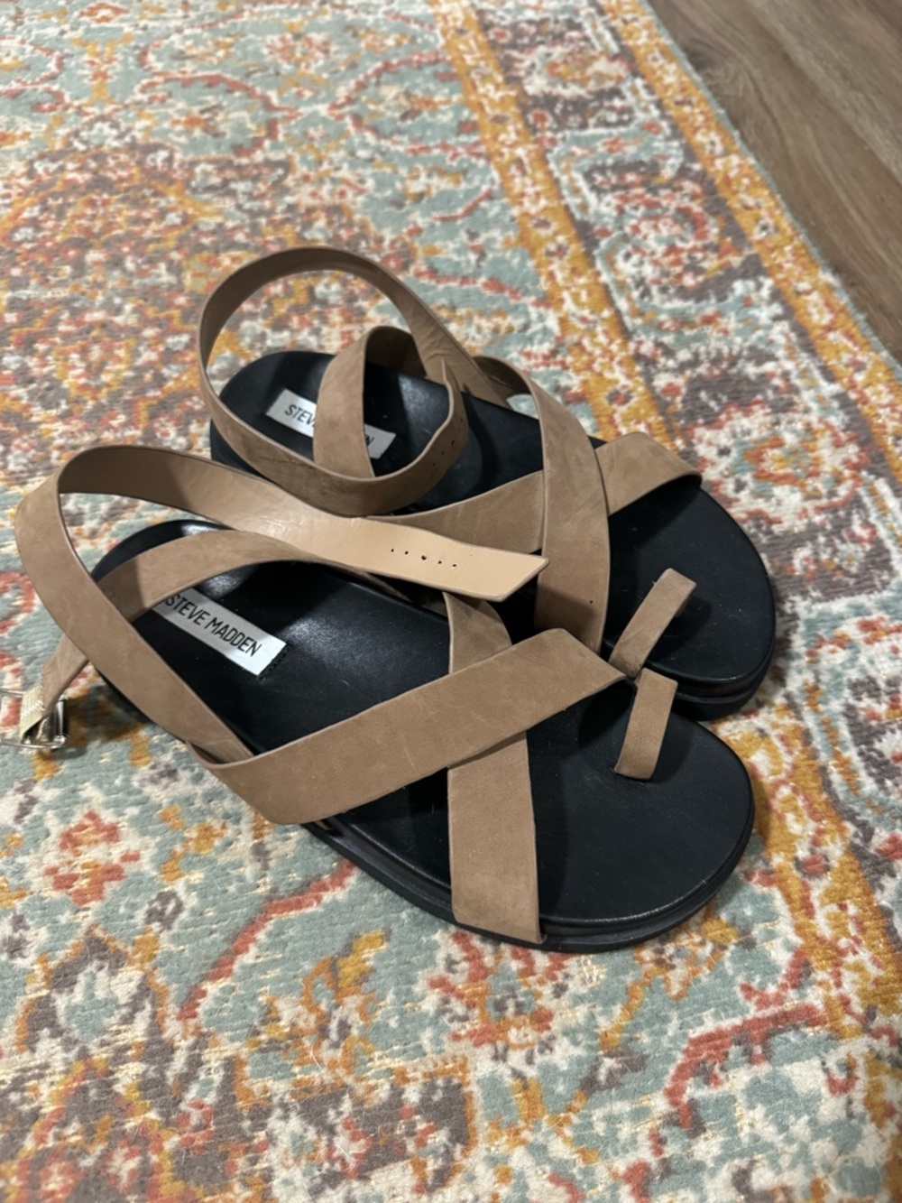 Steve Madden Tan Crisscross Strap Flat Sandals - Picture 2 of 4